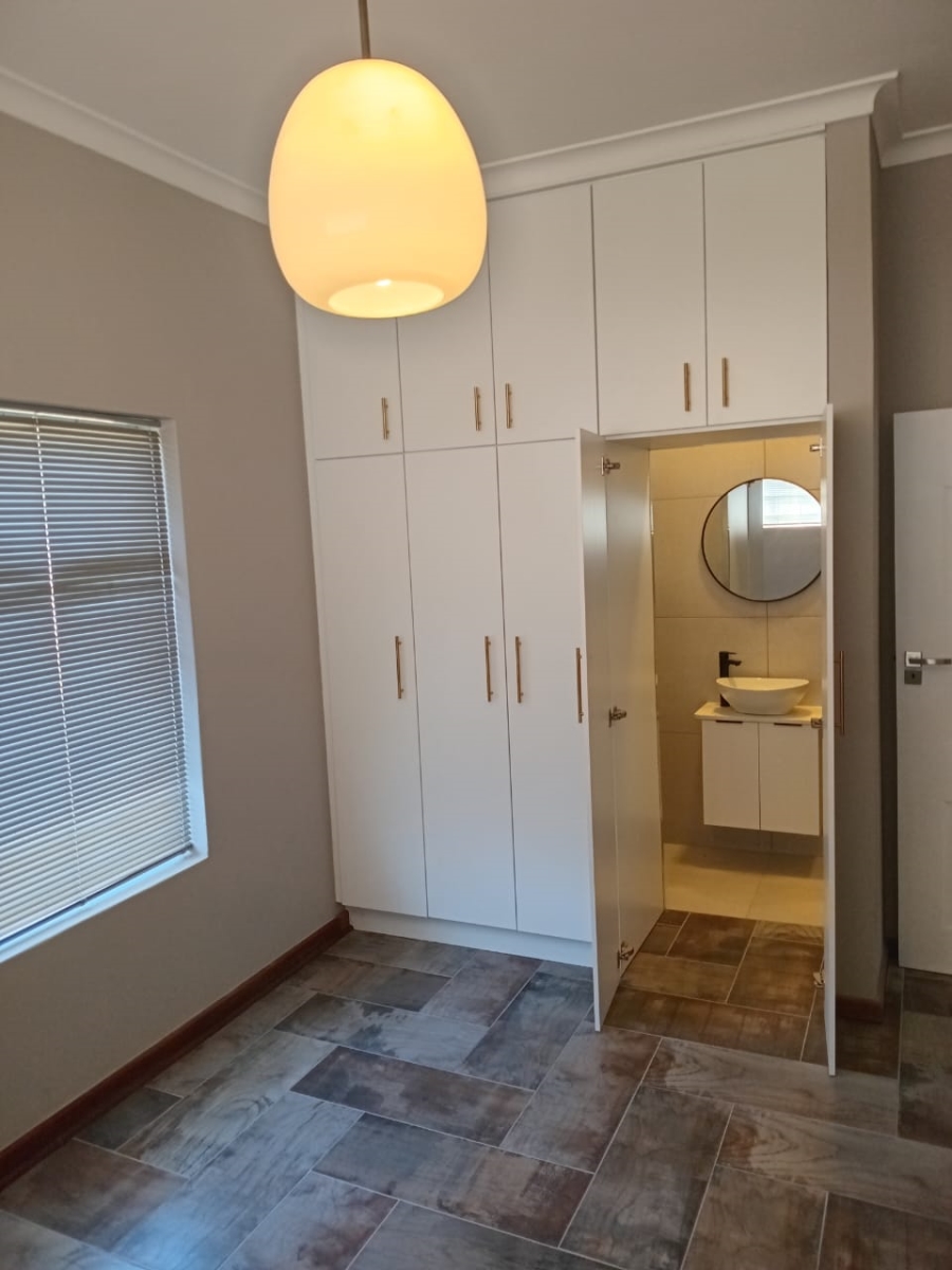 4 Bedroom Property for Sale in Despatch Central Eastern Cape
